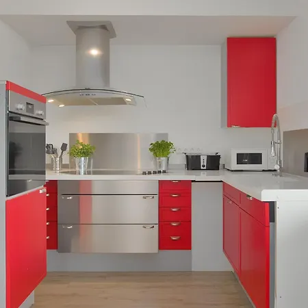 Tuckers Apartment *